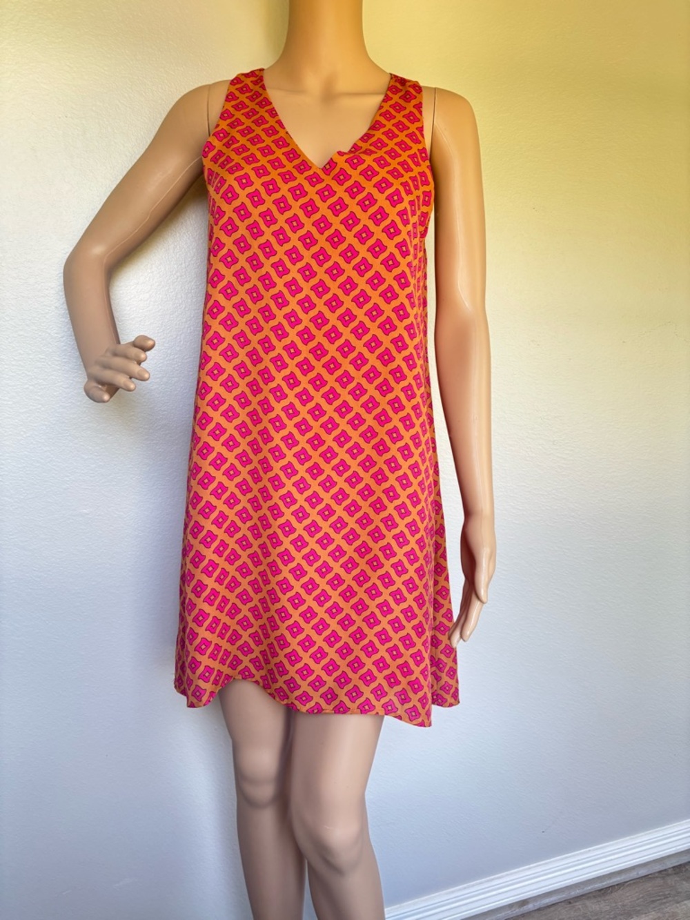 Cameo & Myth Sleeveless, Geometric High-Low Shift Dress in Pink and Orange NWOT - Picture 2 of 16